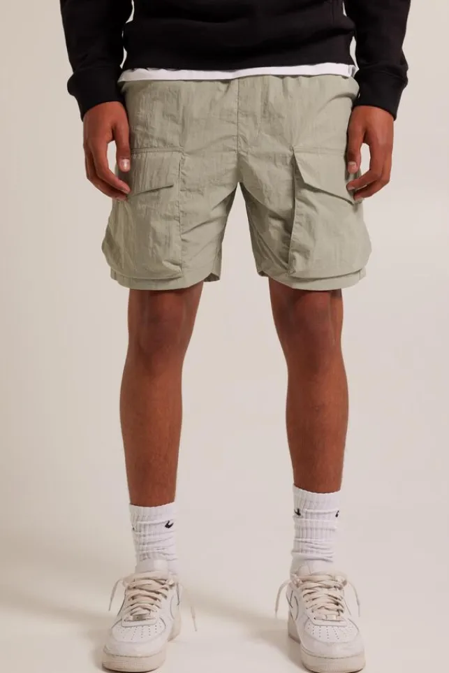 Hot AmericaToday Short Nolan Softgreen